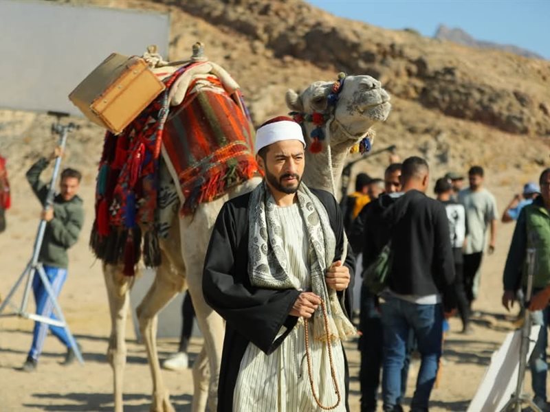 صور جديدة من كواليس تصوير المداح في الفيوم 