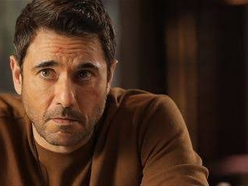  ناصر القصبي وتارا عماد برفقة أحمد عز في كواليس 