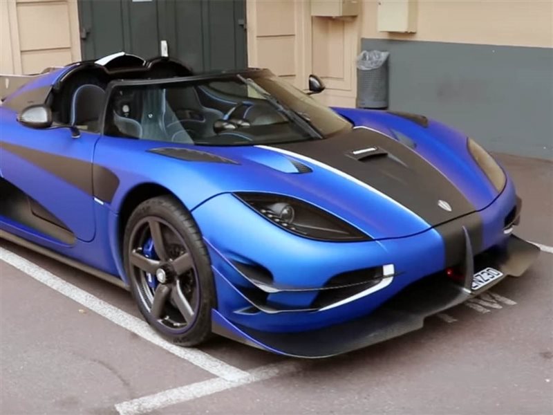 koenigsegg One 1 أيقونة السرعة والتكنولوجيا