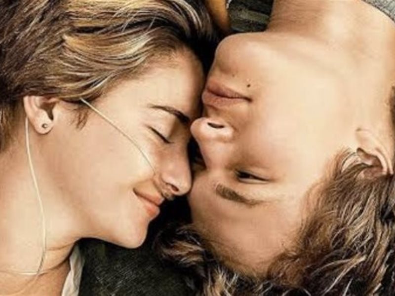 ديزني+ تحتفل بعيد الحب بمجموعة من الأفلام الرومانسية والكوميدية المميزة 