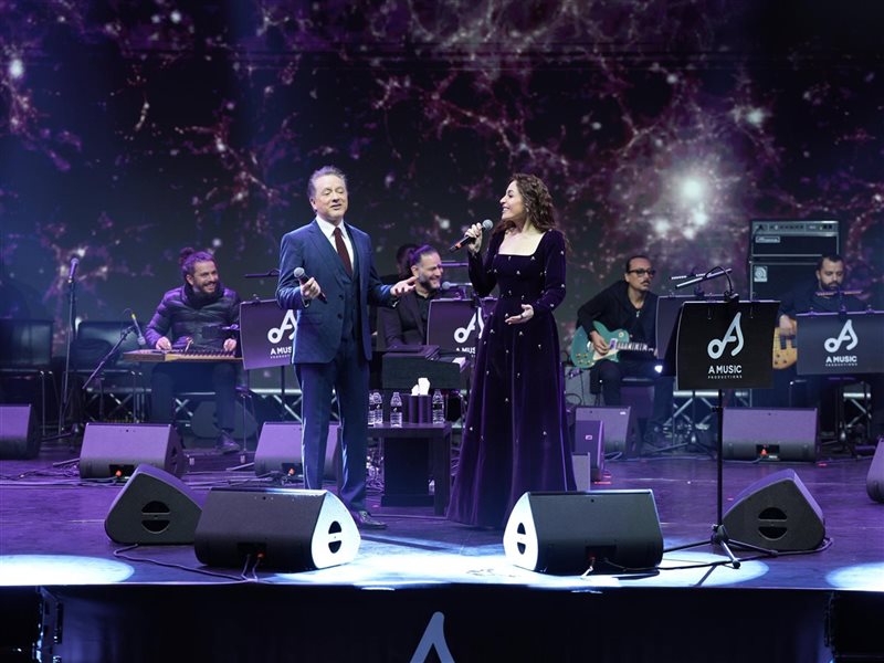 صور حفل مروان خوري وعبير نعمة في حديقة الشهيد بالكويت 