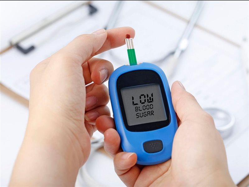 استعدادًا لرمضان.. نصائح لمرضى السكري لضبط مستواه في الدم