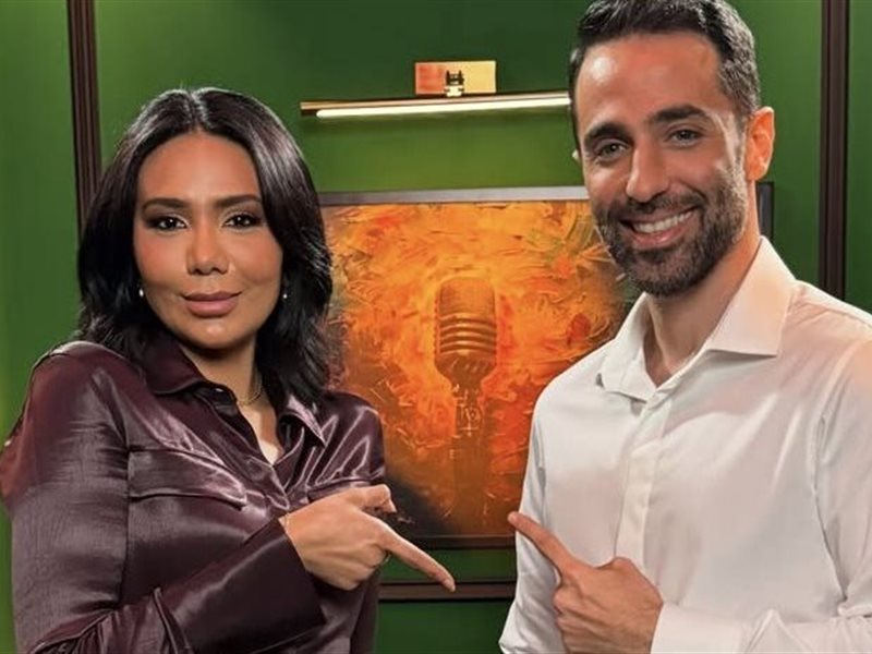 لبنى عبدالعزيز: 