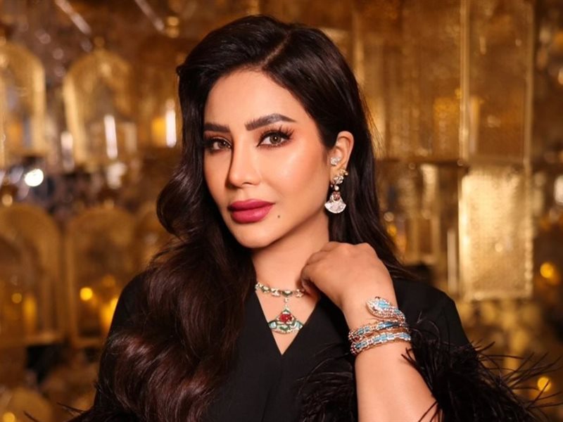 لجين عمران تكشف عن أول حب في حياتها (صور) 