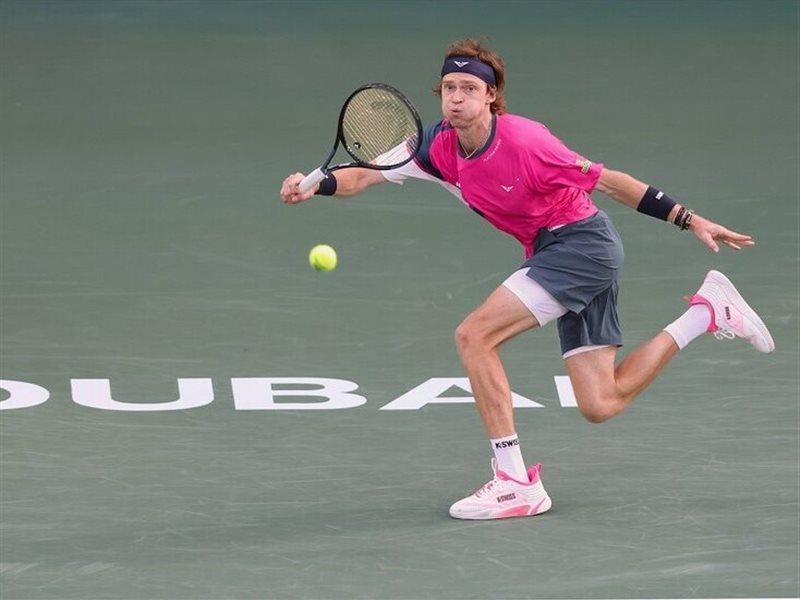 مفاجآت في بطولة دبي المفتوحة للتنس وتأهل مثير لدور الـ16