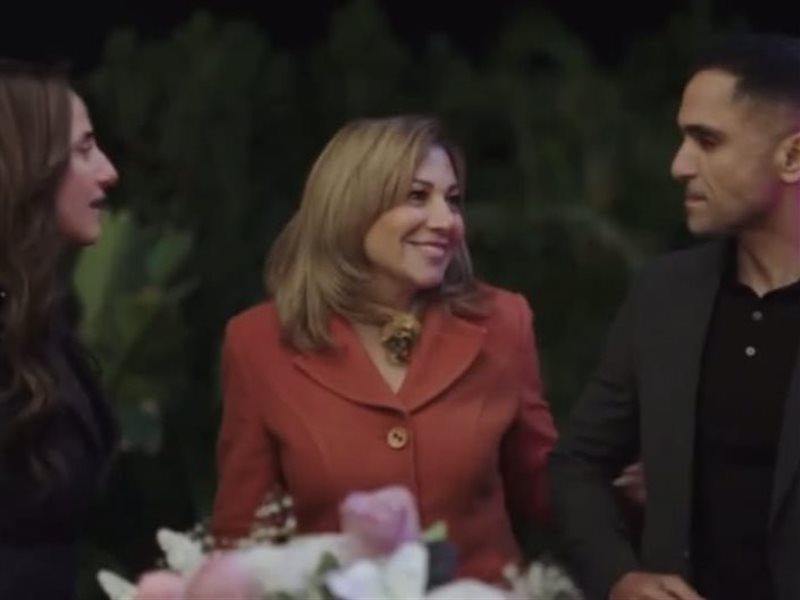 أخيرًا.. سامي الشيخ يحتفل مع حنان مطاوع بانتصارهم وتصنيع الدواء بالحلقة الأخيرة من صفحة بيضا 