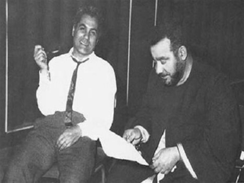 خلع الجبة والعمامة.. كواليس 