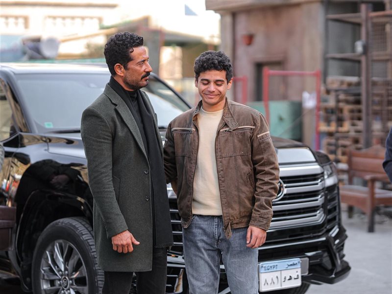 شبيه آسر ياسين.. من هو ابن عمرو سعد في سيد الناس؟