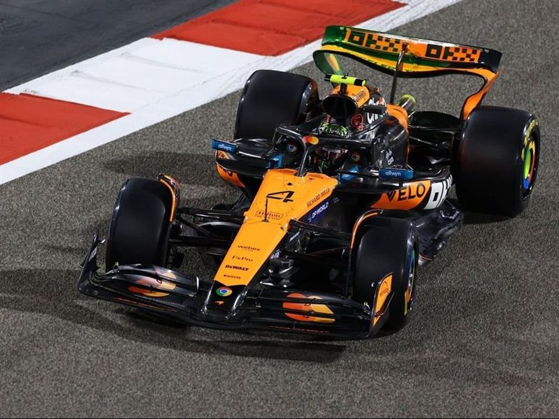 نوريس يتصدر تجارب البحرين الشتوية وهاميلتون يبدأ مشواره مع فيراري