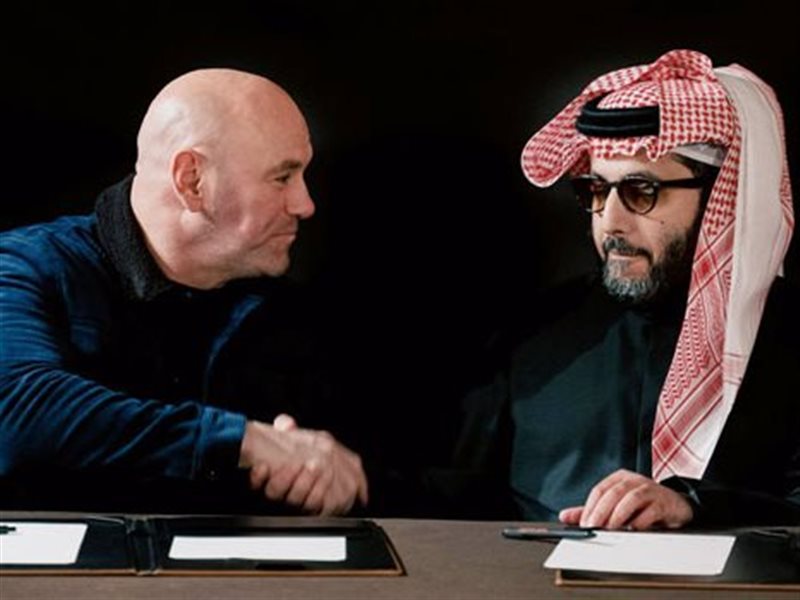 السعودية تطلق مشروع طموح لتطوير الملاكمة العالمية 