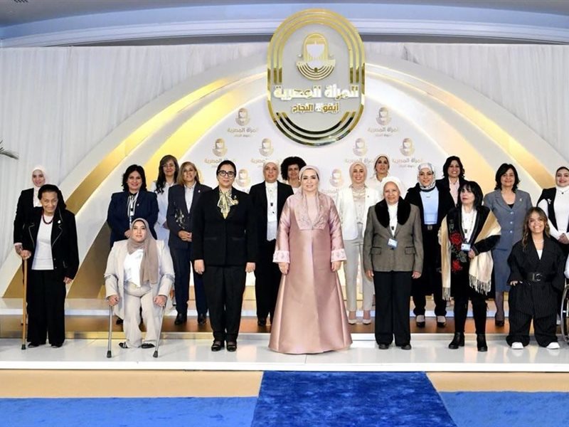في يوم المرأة العالمي.. السيدة انتصار السيسي تلتقي بمجموعة من السيدات الملهمات 
