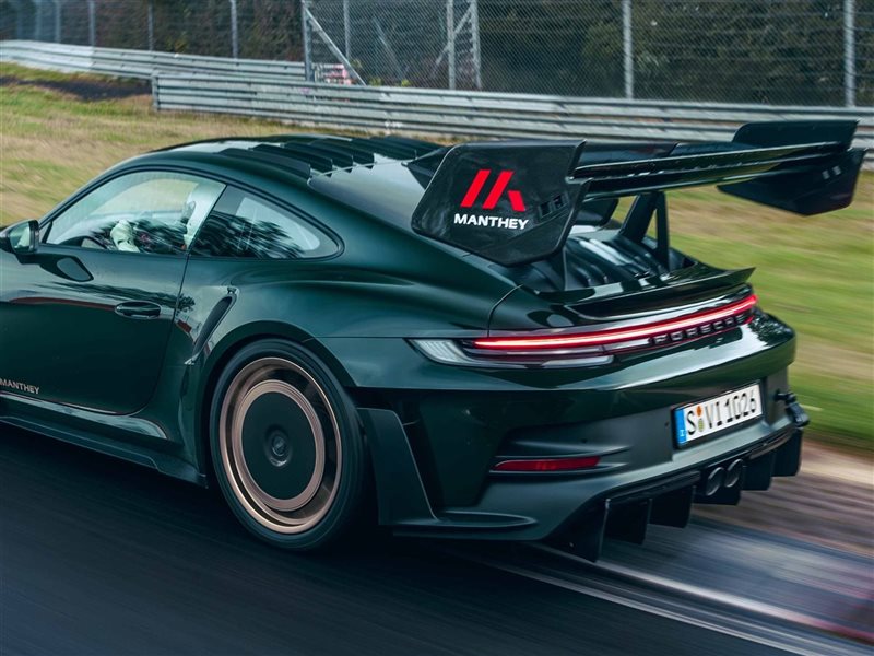 مانثي ريسينغ وبورشه شراكة في الأداء والتطوير