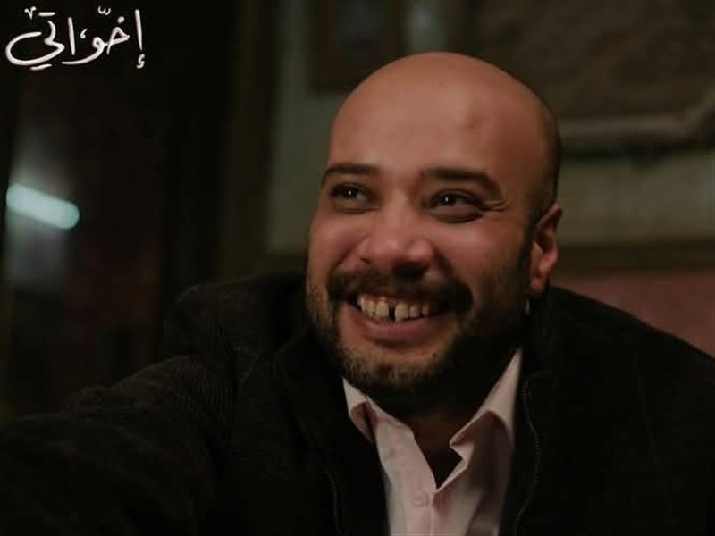 حاتم صلاح: كندة علوش مرحة ورايقة في كواليس تصوير “إخواتي” 