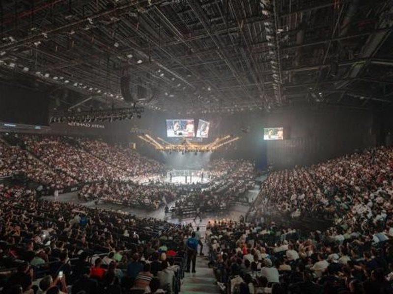 أبوظبي تستعد لاستضافة ليلة النزال من يو إف سي في يوليو 2025