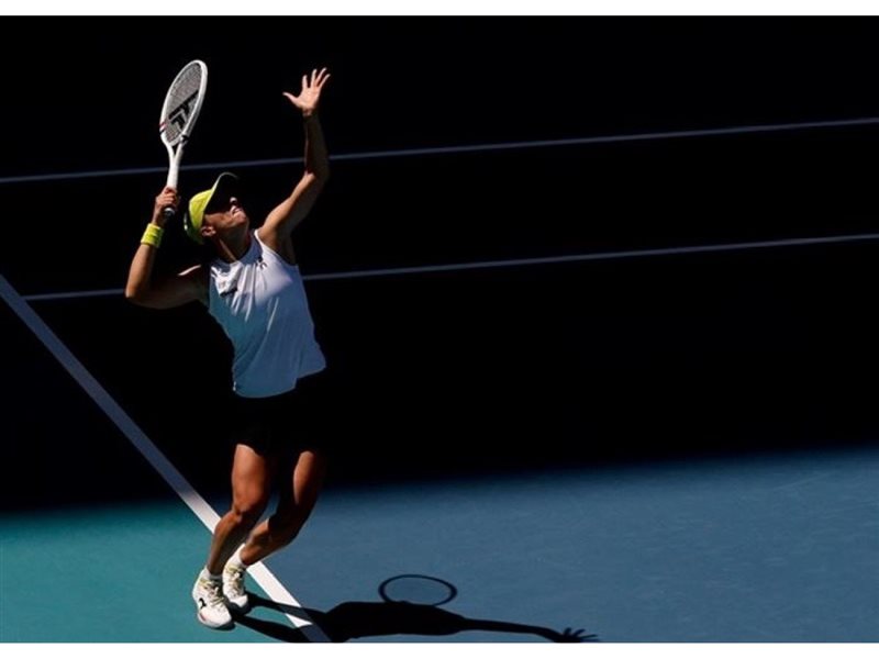 شفيونتيك تتألق في ميامي وديمتروف يحقق انتصار صعب 