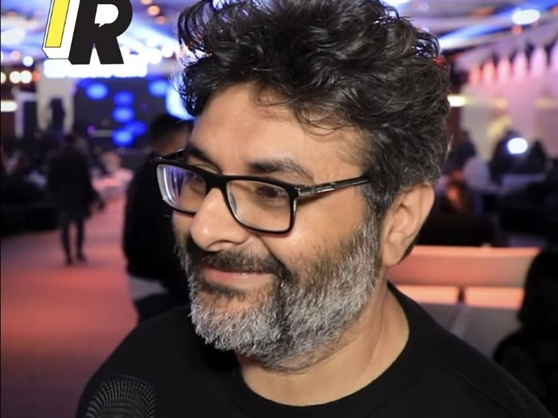 وليد منصور لـ