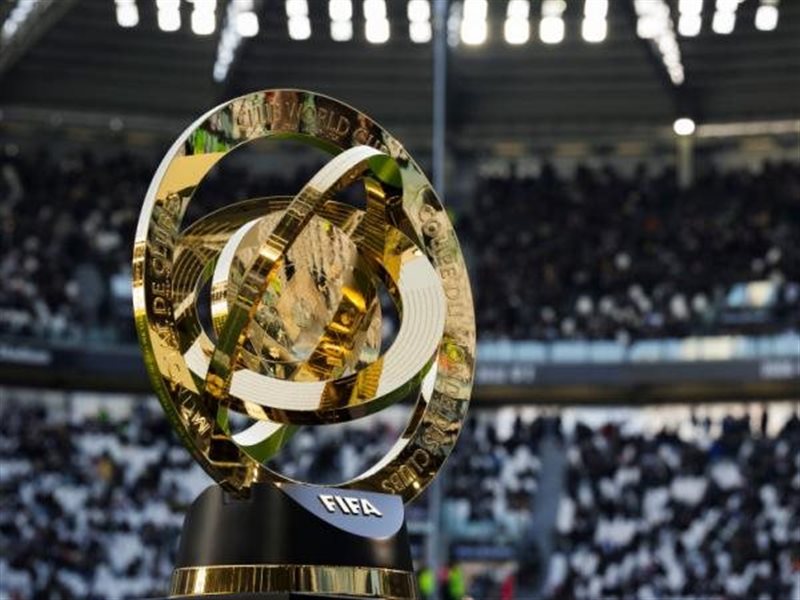 فيفا يطلق بطولة الأندية بمليار دولار نقلة تاريخية في عالم كرة القدم
