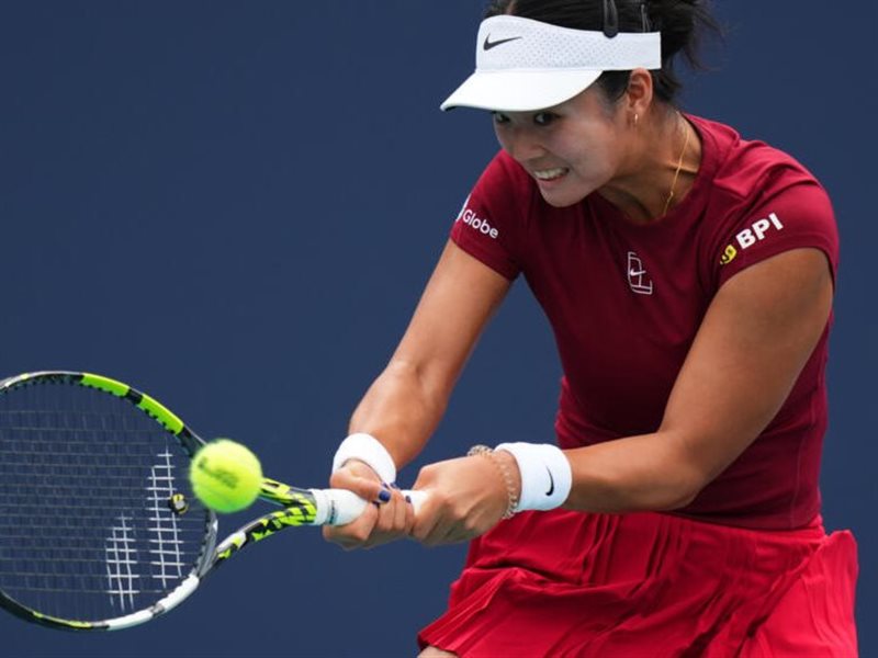 إيالا تخطف الأضواء وتقصي شفيونتيك في ميامي 