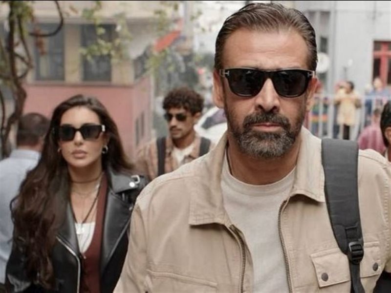 كريم عبد العزيز يُعلن عرض فيلمه الجديد 