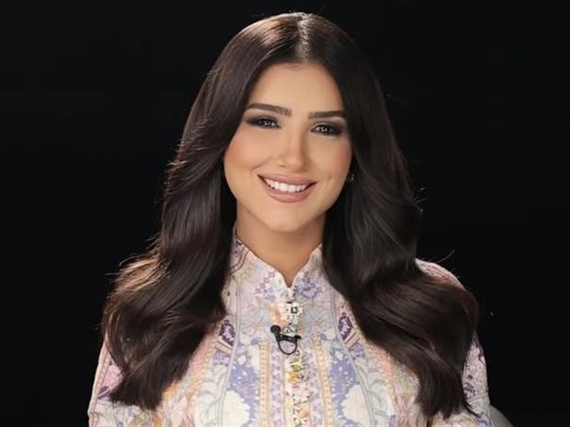 مي عمر ضيفة برنامج 