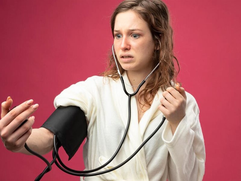 عادات يومية خاطئة تسبب ارتفاع ضغط الدم.. تجنبها