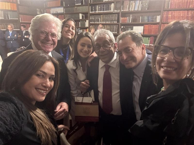 هند صبري وليلى علوي.. أبرز الفنانين المشاركين في عشاء الرئيس الفرنسي 