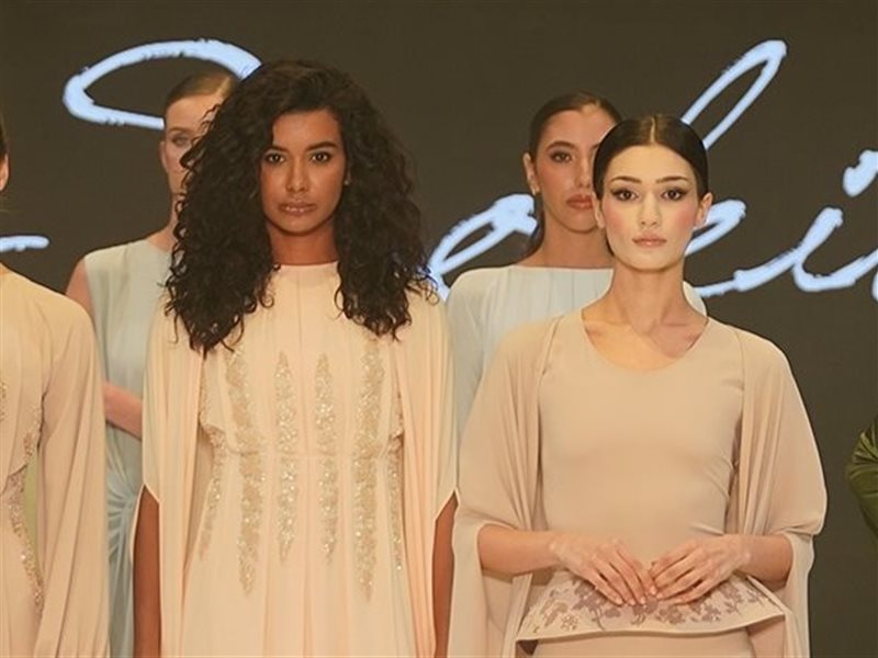 دار أزياء Soleil تسحر أسابيع الموضة بتصاميم محتشمة تجمع بين الفخامة والأناقة 
