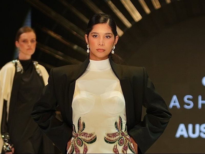 تصاميم ASHALIA تتألق في أسبوع الموضة المحتشمة في أبوظبي 