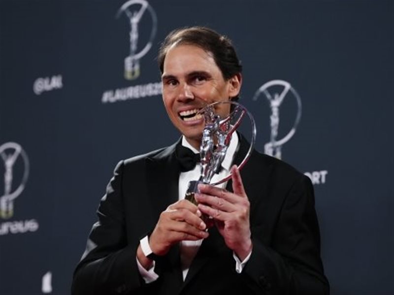 نادال يتوج بجائزة لوريوس للأيقونة الرياضية بعد مسيرة أسطورية