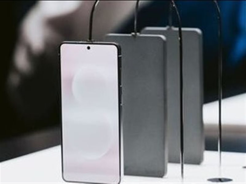 تسريب سعر Galaxy S25 Edge هل يكون الهاتف النحيف القادم من سامسونج خيارك المثالي؟