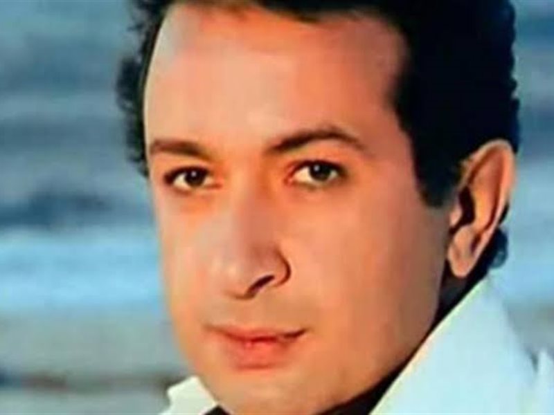 نور الشريف.. أيقونة لا تغيب في ذكرى ميلاده  