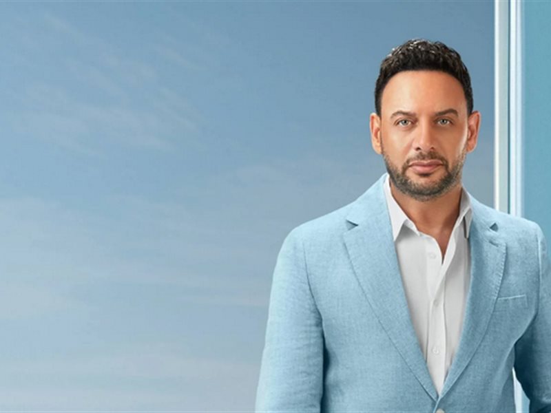 مصطفى قمر يعود للغناء تدريجيا بعد خضوعه لعملية في الأحبال الصوتية 