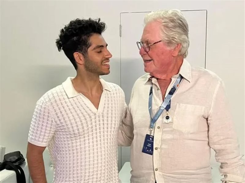 حسين فهمي يكشف تفاصيل لقائه مع مينا مسعود في معرض الكتاب بأبوظبي 