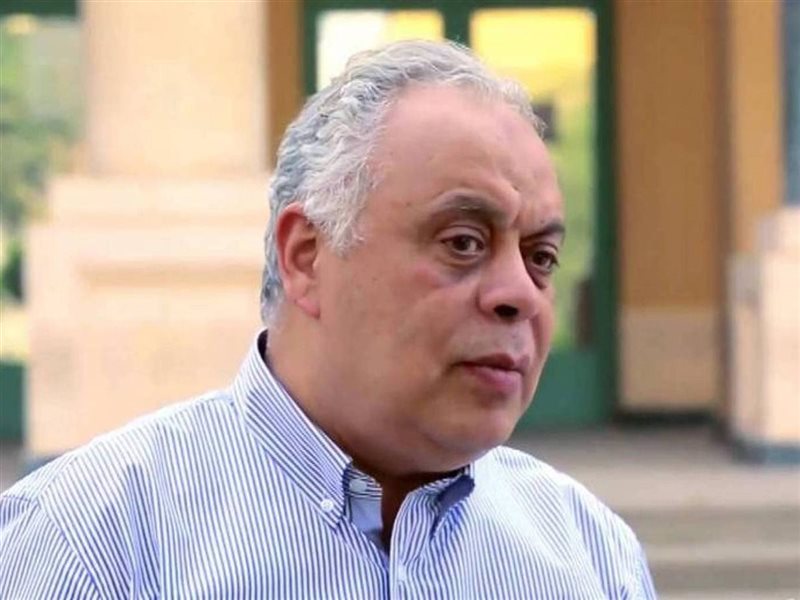 أشرف زكي يكشف عن آليات تنظيمية وقواعد صارمة لتغطية جنازات الفنانين.. ويؤكد: 