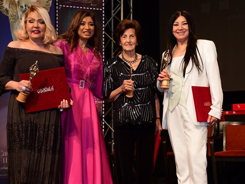 انتصار تشيد بالمركز الكاثوليكي للسينما خلال تكريمها في دورته الـ73: 
