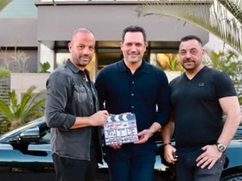 أول صور لـ ظافر العابدين من كواليس 