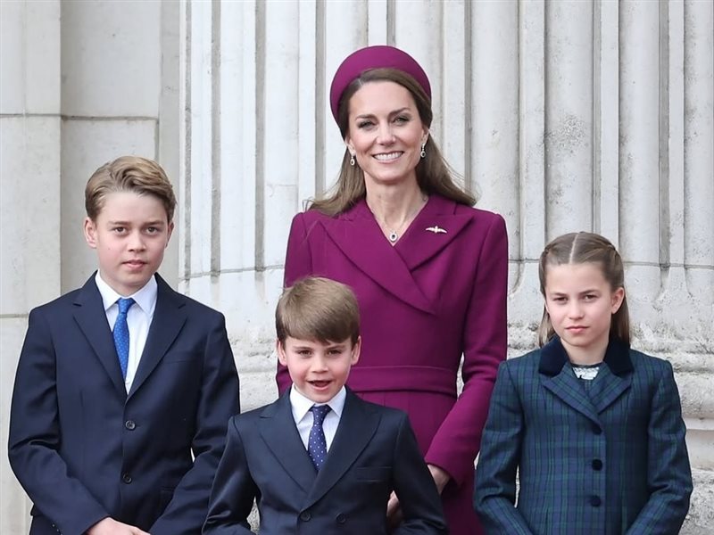 كيت ميدلتون تعيد ارتداء فستانها المفضل في الذكرى الـ 80 ليوم النصر 