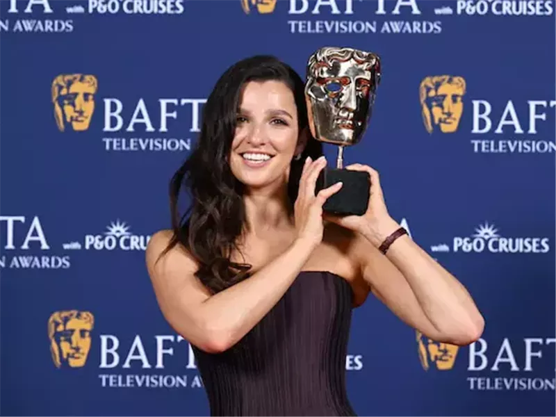 ماريسا أبيلا وليني جيمس يحصدان 