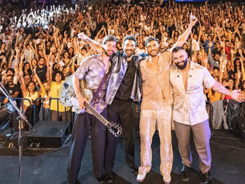 فرقة أدونيس تستعد لجولة غنائية جديدة في دبي وبيروت وكندا 