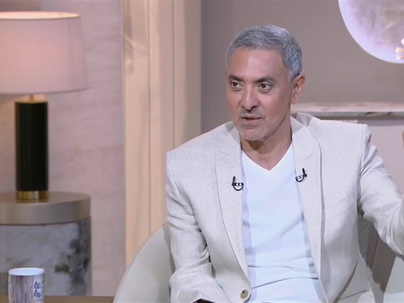 فتحي عبد الوهاب: لا أتمنى تغيير شئ في حياتي.. ومفيش مرة قبلت دور بسبب الفلوس