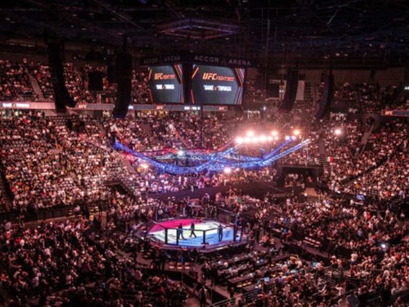 ليلة النزال في أبوظبي ويتيكر ودي ريدر يشعلان حلبة UFC بمواجهة مثيرة