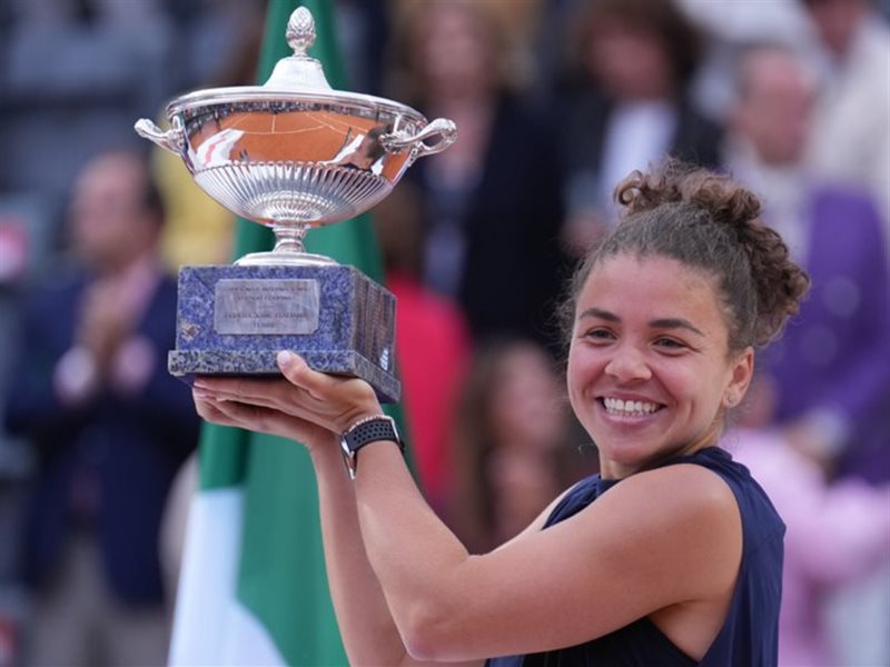 باوليني تتوج بلقب روما وميار شريف تتألق في بارما