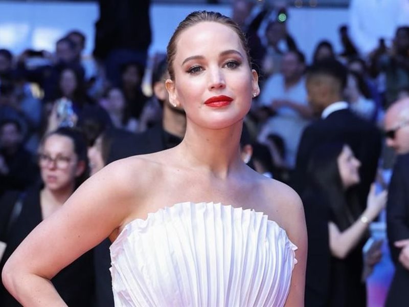 جينيفر لورانس تتحدث عن معاناتها مع الأمومة واكتئاب ما بعد الولادة في مهرجان 