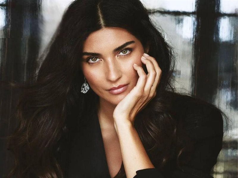 نجوم الدراما التركية يدخلون الساحة العربية عبر MAD Solutions 