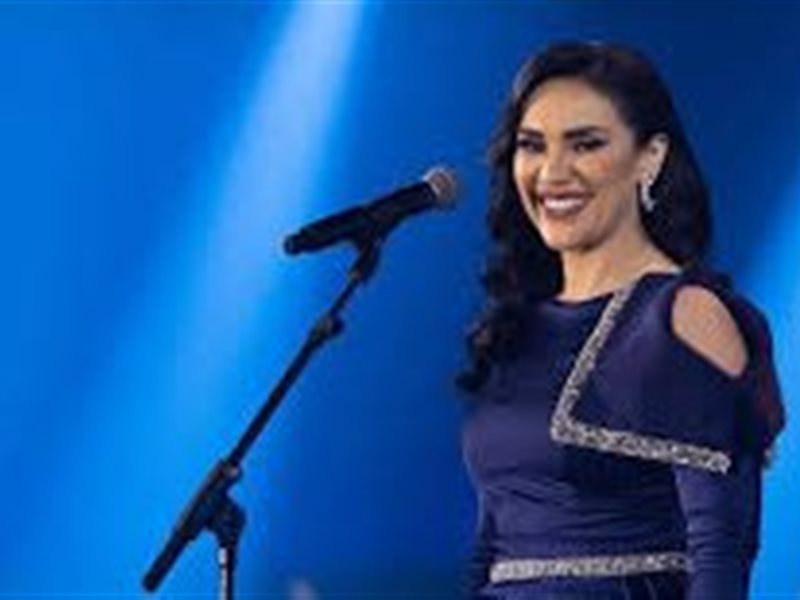 المايسترو مصطفى حلمي: مي فاروق تمتلك صوتاً يجمع بين القوة والإحساس ويعيد إحياء التراث بأسلوب إبداعي 