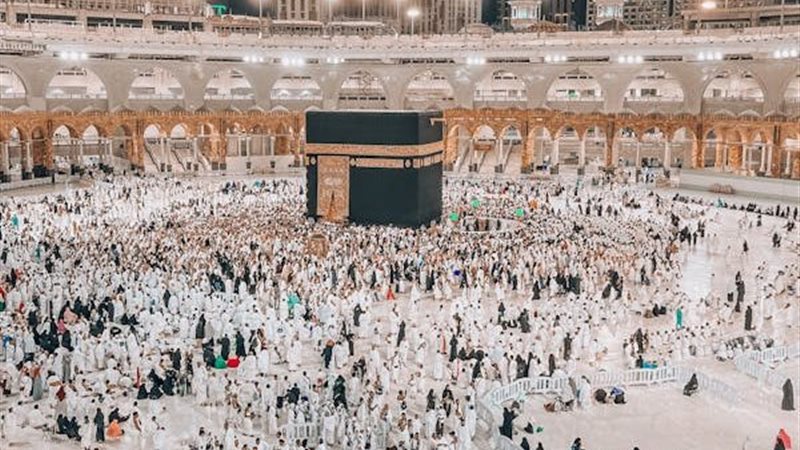 حجاج بيت الله الحرام