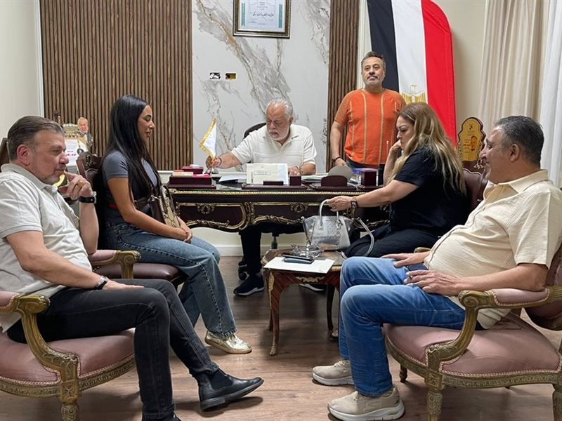 آية سماحة تمثل أمام نقابة المهن التمثيلية للتحقيق في أزمتها مع مشيرة إسماعيل وتؤكد احترامها الكامل للقرار المنتظر 