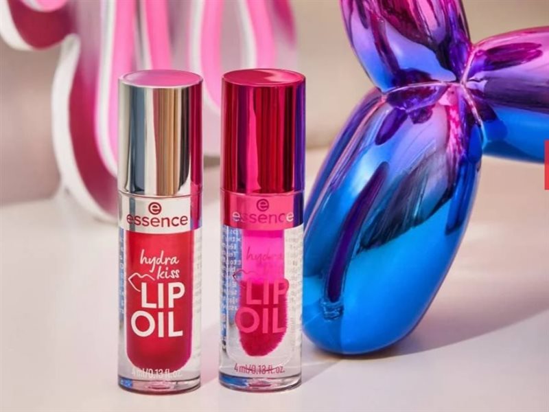 Hydra Kiss Lip Oil من essence.. السر الجديد لتوهج شفاهك هذا الصيف
