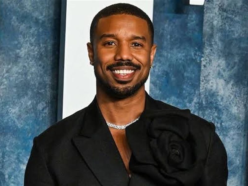 مايكل بي جوردان.. نجم بلا ضجيج يلمع خارج دائرة الصحافة والسوشيال ميديا 