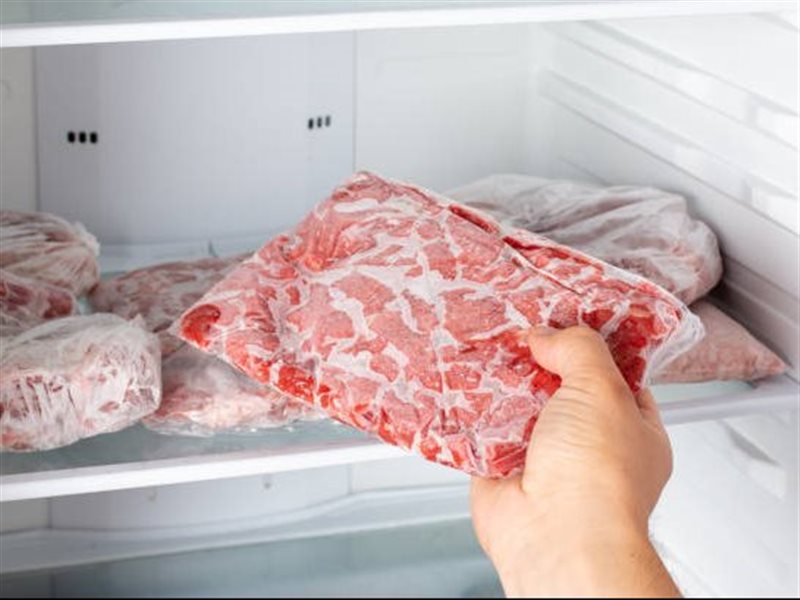 في عيد الأضحى المبارك.. احذروا تجميد اللحم بعد الذبح مباشرة